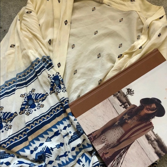 Spell and the gypsy thunderbird short kimono boho - Picture 6 of 8